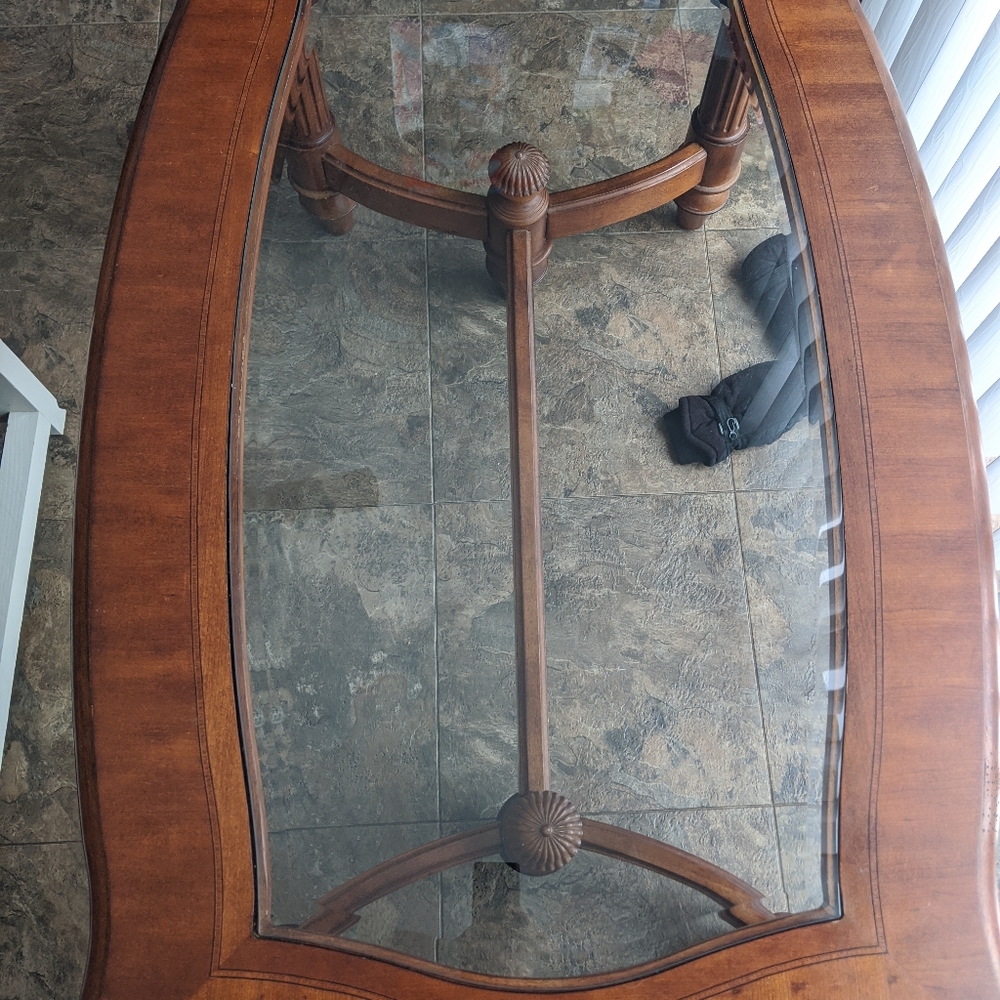 Coffee table - Picture 4 of 4